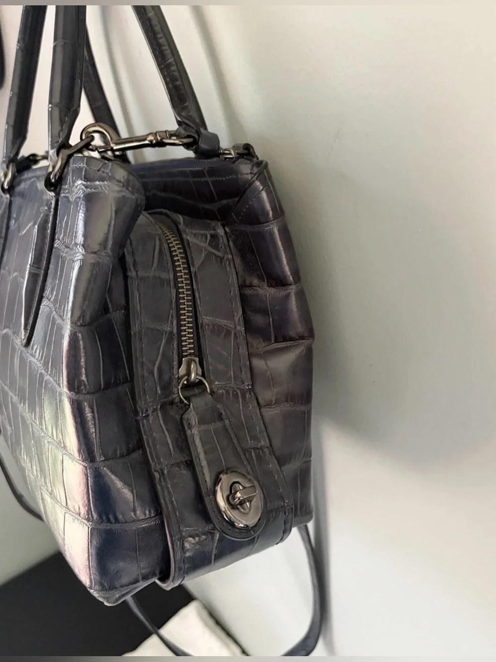 COACH Brooklyn Carryall 28 Navy Blue Croc Embossed Leather Crossbody Satchel Bag